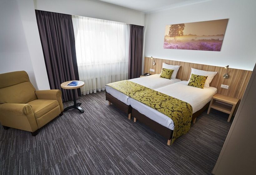 Номер Стандарт Трехместный, Amrâth Hotel Lapershoek Arenapark