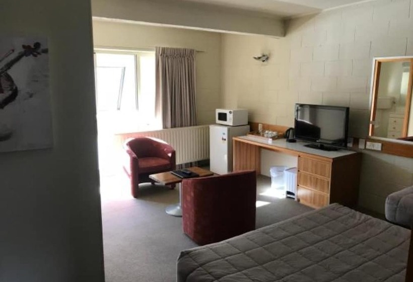 Студия Стандарт, Earnslaw Lodge