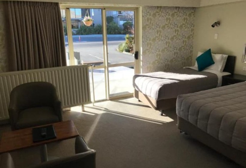 Студия Стандарт, Earnslaw Lodge