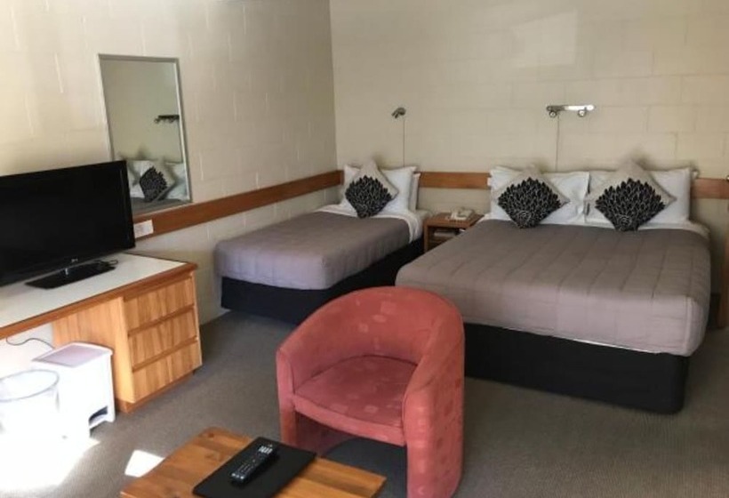 Студия Стандарт, Earnslaw Lodge