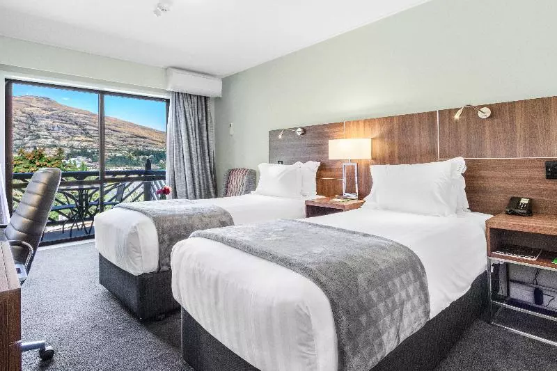 レイクビュースタンダードルーム, Holiday Inn Queenstown Frankton Road, An Ihg