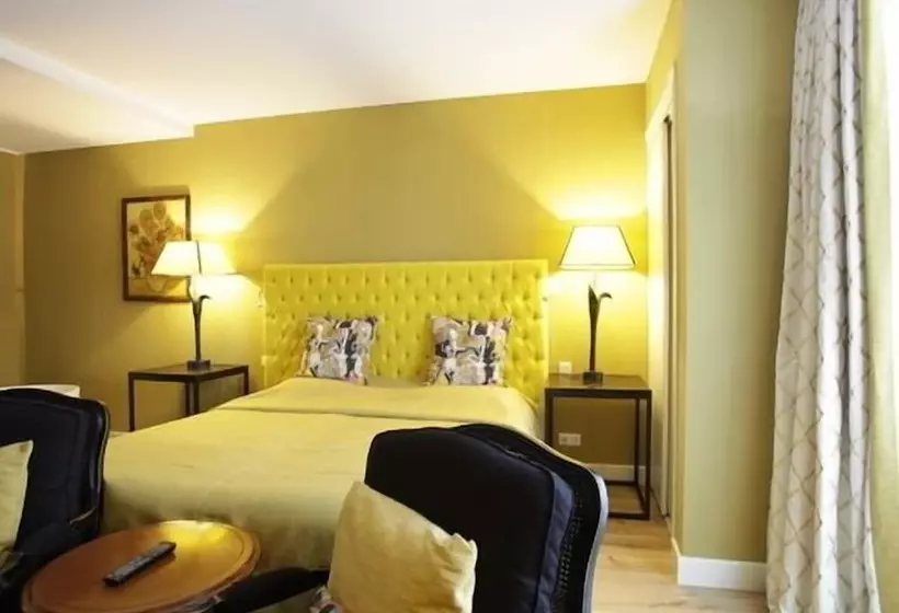 Deluxe Room, Restaurant Hotel Merlet