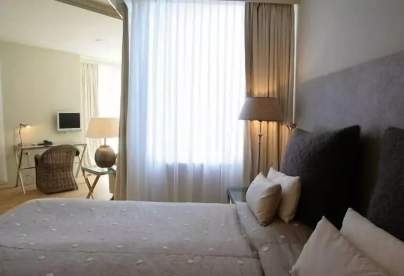 Deluxe Room, Restaurant Hotel Merlet