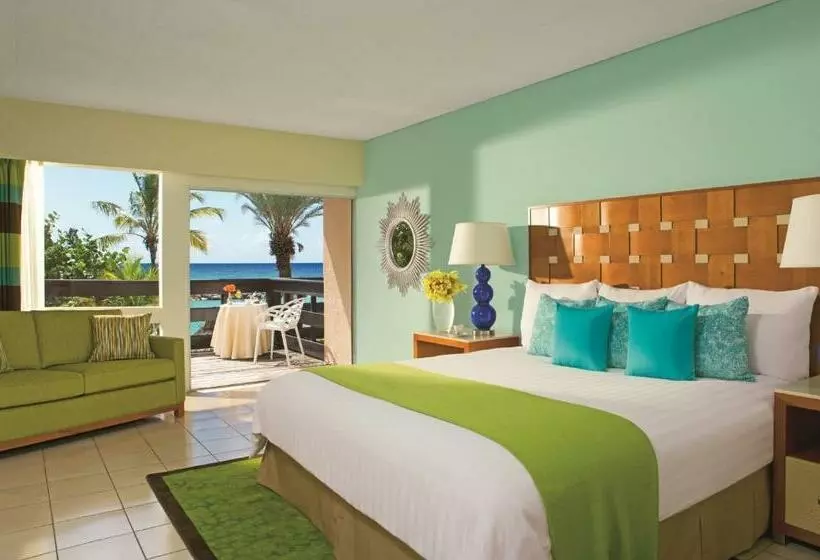 اتاق لوکس با تخت بزرگ, Sunscape Curacao Resort Spa & Casino