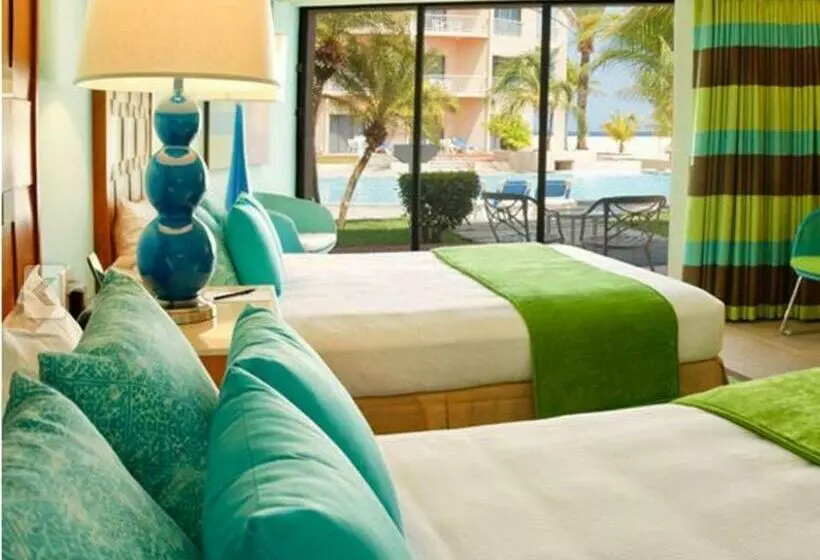 اتاق لوکس با تخت بزرگ, Sunscape Curacao Resort Spa & Casino