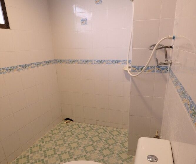 اتاق استاندارد, Ashram Kanabnam Resort