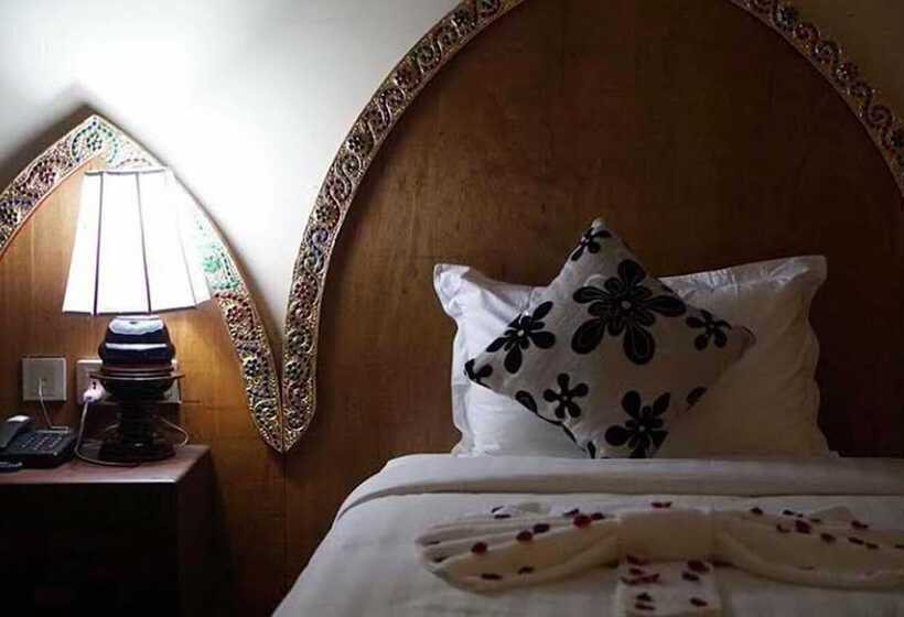 سوییت اجرایی, Royal Emerald River View Resort