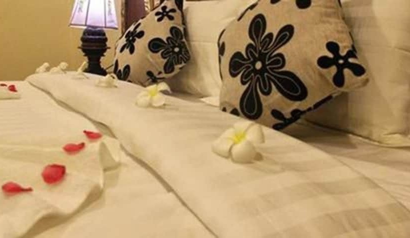 اتاق لوکس با چشم‌انداز باغ, Royal Emerald River View Resort