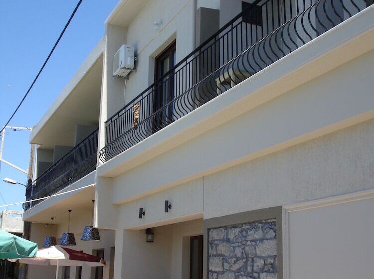 스탠다드 룸, Sappho