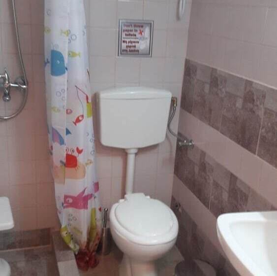 스탠다드 룸, Sappho