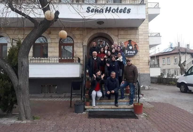 Deluxe Kolmen Hengen Huone, Sena Hotels