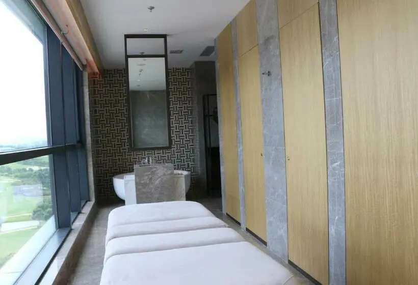 キングサイズベッドのスイートルーム, Suzhou Marriott Hotel Taihu Lake