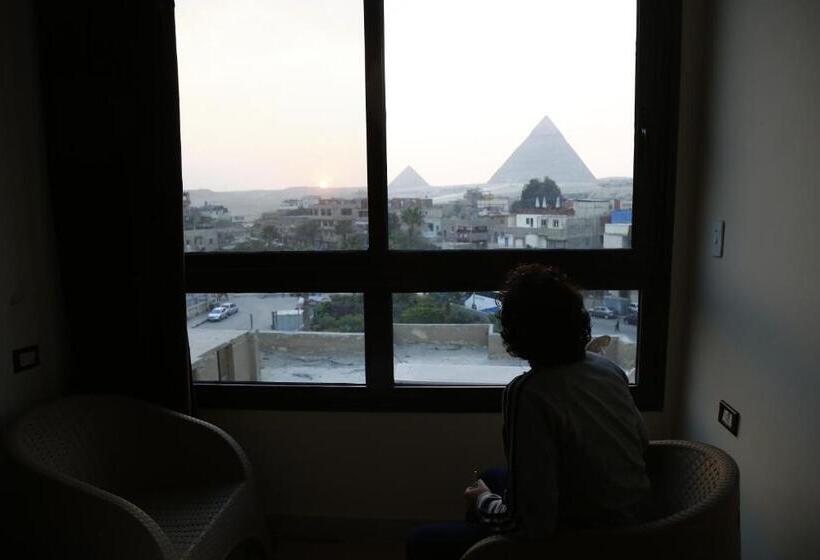 اتاق استاندارد با چشم‌انداز, Happy Days Pyramids Inn