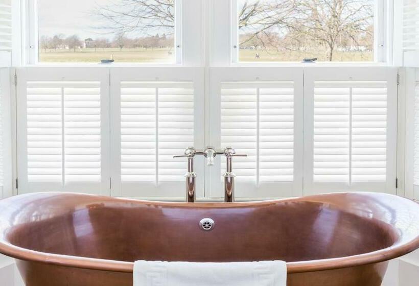 مجموعه ویستا شهر, Number 38 Clifton