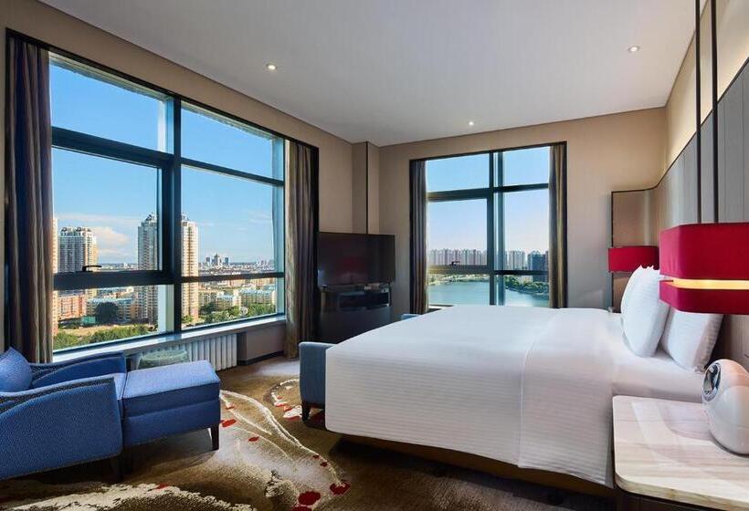 디럭스 룸 킹사이즈 침대, Wanda Realm Qiqihar