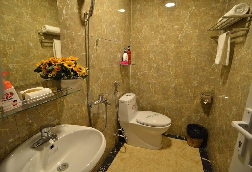 اتاق خانوادگی, A25 Hotel 185 Lò đúc