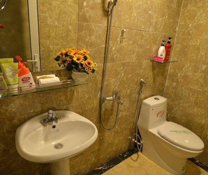 اتاق خانوادگی, A25 Hotel 185 Lò đúc