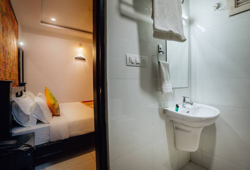 اتاق لوکس, The Legend Haveli