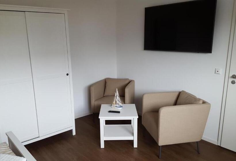 Comfort room with balcony, Dorfkrug Busum