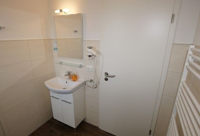 Comfort room with balcony, Dorfkrug Busum