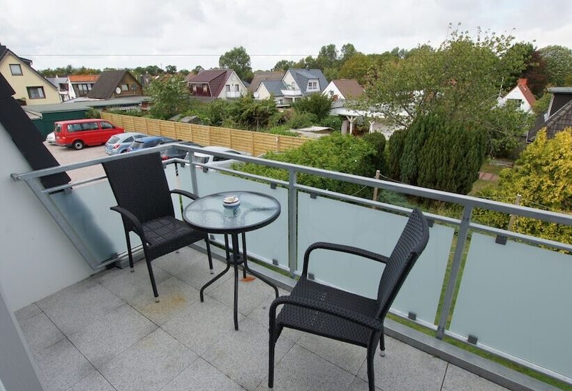 Comfort room with balcony, Dorfkrug Busum