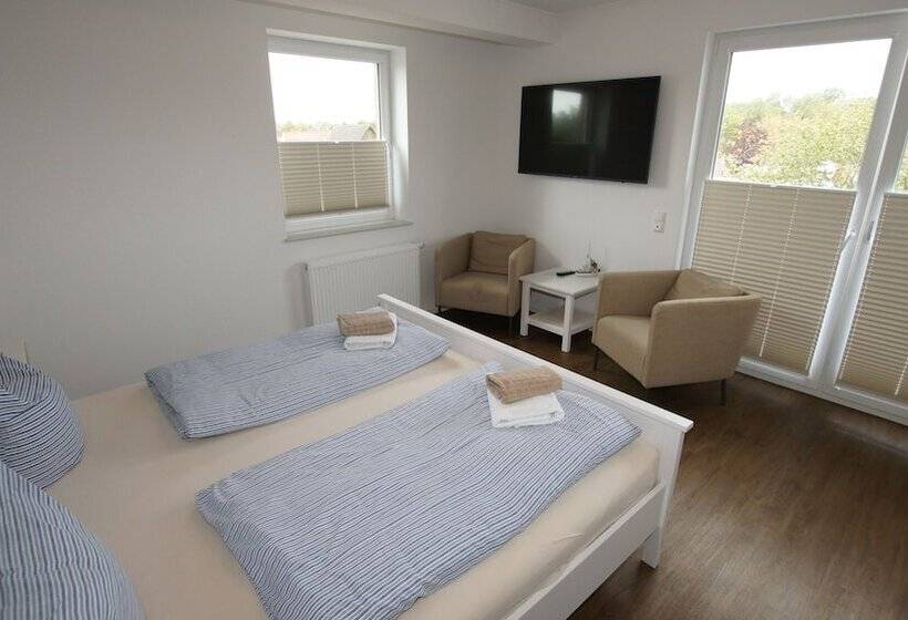 Comfort room with balcony, Dorfkrug Busum