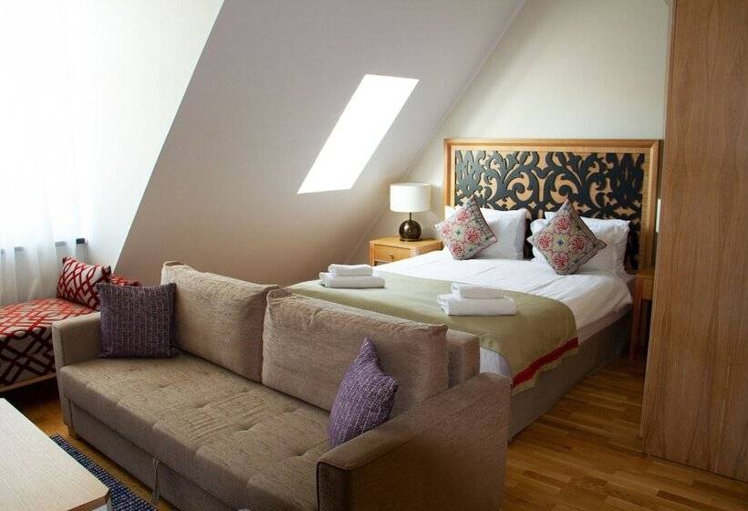 اتاق خانوادگی, Altes Fährhaus Ehemals Himmel Und Havel