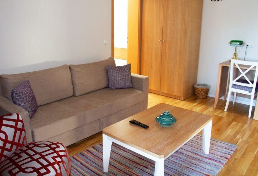 اتاق خانوادگی, Altes Fährhaus Ehemals Himmel Und Havel