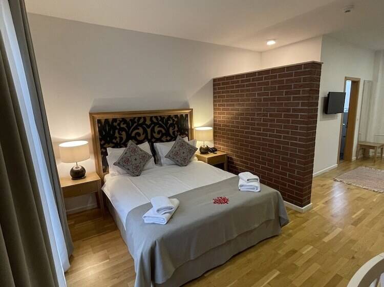 اتاق خانوادگی, Altes Fährhaus Ehemals Himmel Und Havel