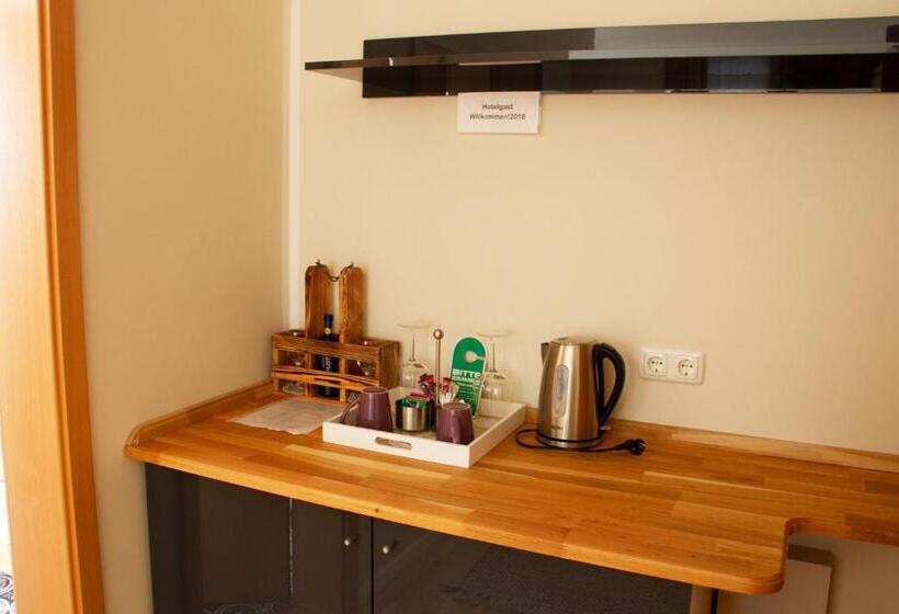 اتاق استاندارد با چشمانداز دریاچه, Altes Fährhaus Ehemals Himmel Und Havel