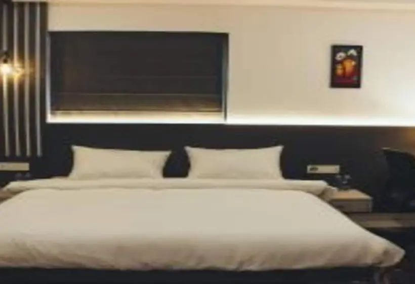 Chambre Standard, Madhushree