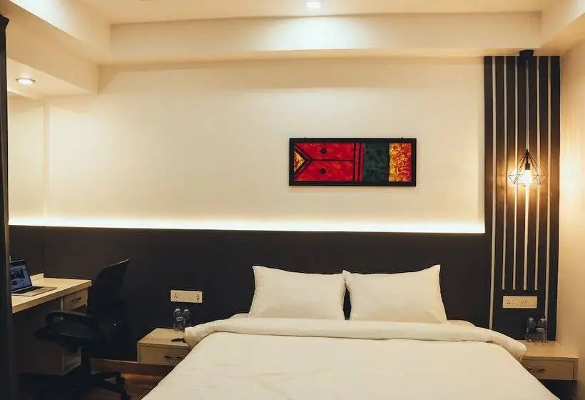 Chambre Standard, Madhushree