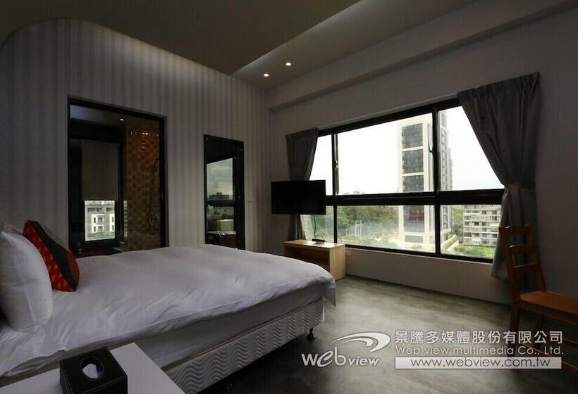 اتاق لوکس, Ruo Shui Hotspring