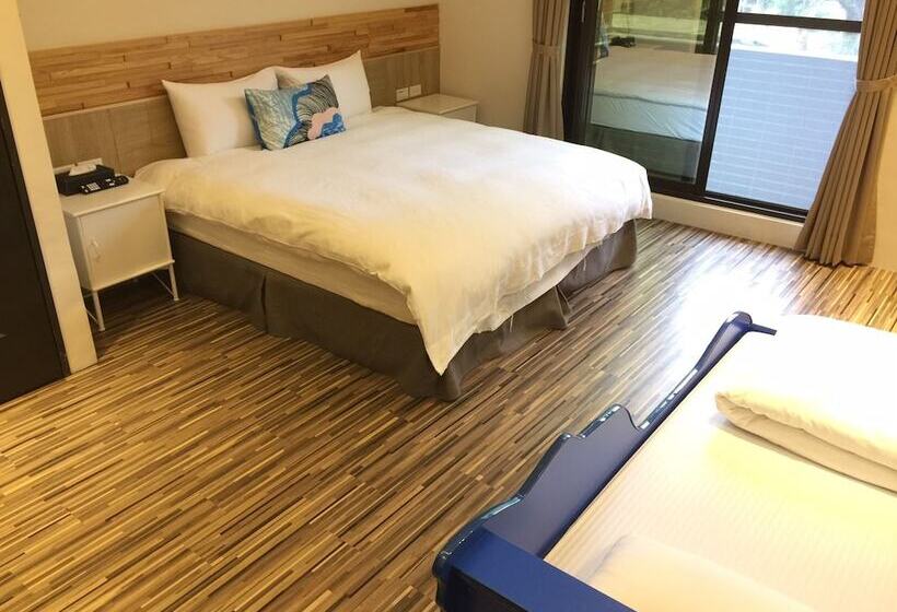 اتاق خانوادگی, Ruo Shui Hotspring