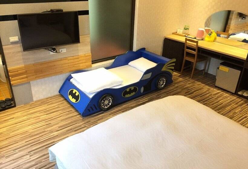 اتاق خانوادگی, Ruo Shui Hotspring