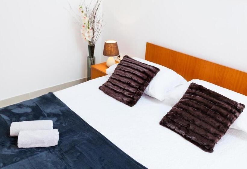 침실 1개 테라스 아파트, Guest House Mara