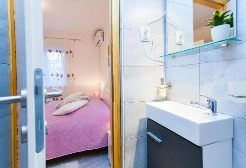 キッチンなしの１ベッドルームアパートメント, Guest House Mara