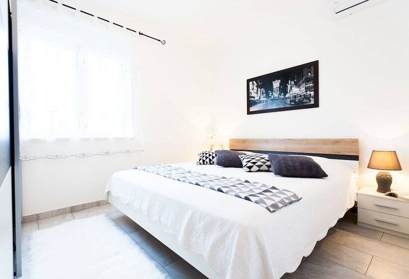 豪华房间, Guest House Mara