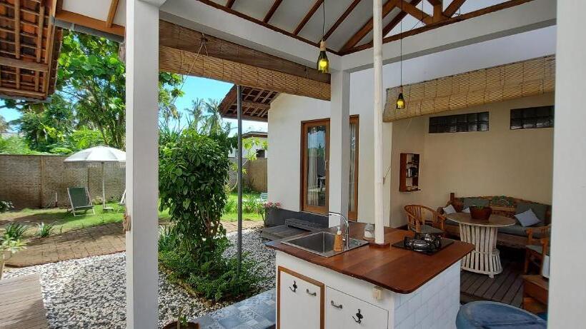 ویلای 4 خوابه, Living Room Lembongan