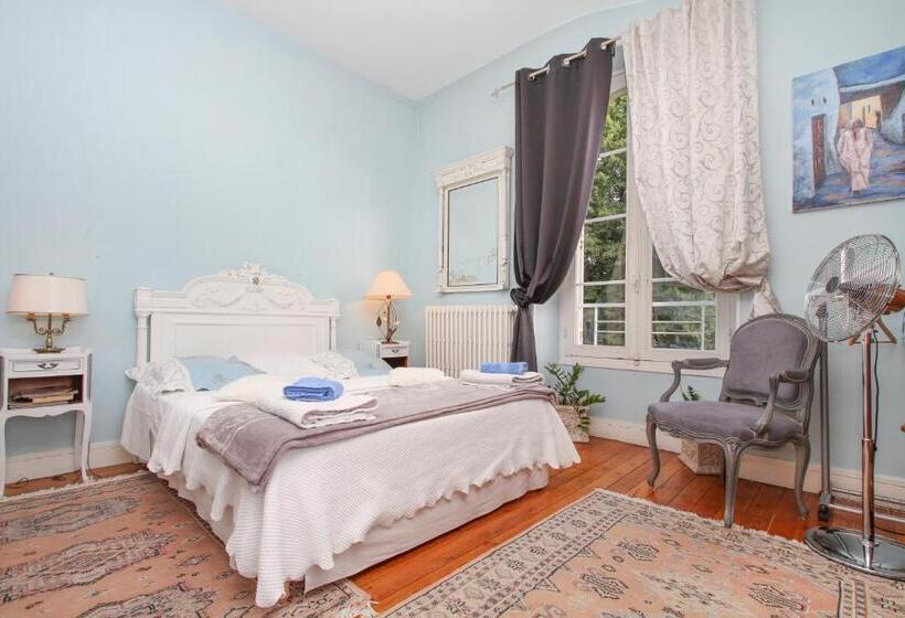 חדר סטנדרט נוף לגינה, Manoir Des Turets