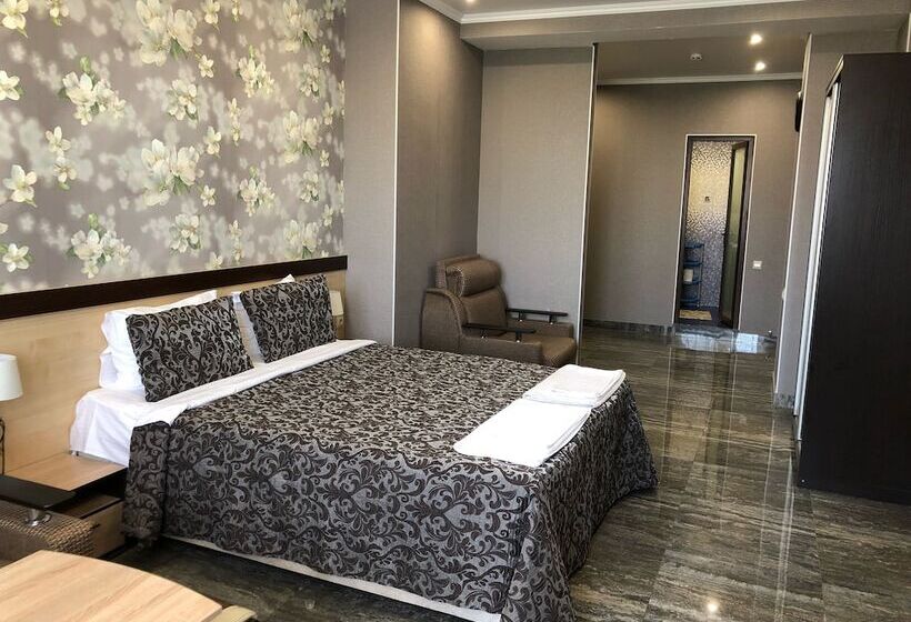 סטודיו דלוקס, Bliznetsy Apart