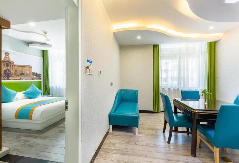 デラックススイート, Yiwu Defeng