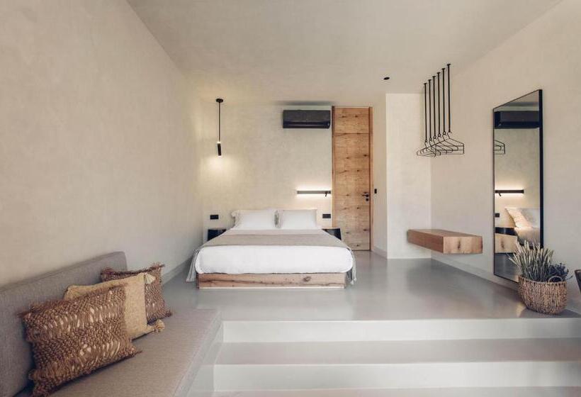 Premium room w/ mountain view, Monastery Estate Retreat