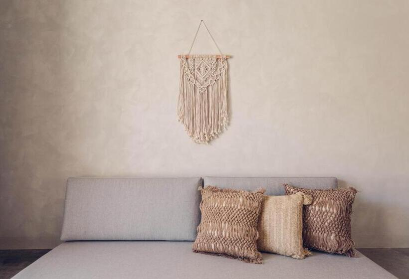 سوییت با چشمانداز کوه, Monastery Estate Retreat