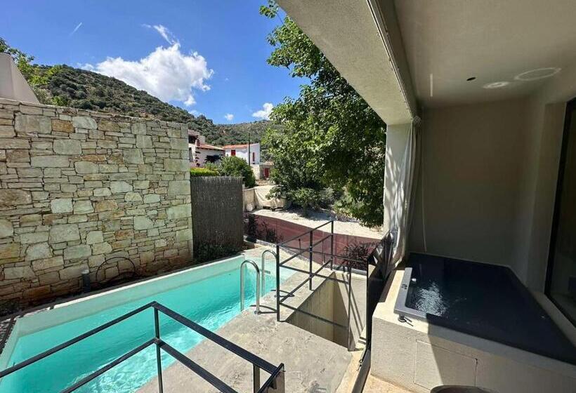 Номер Стандарт, Monastery Estate Retreat