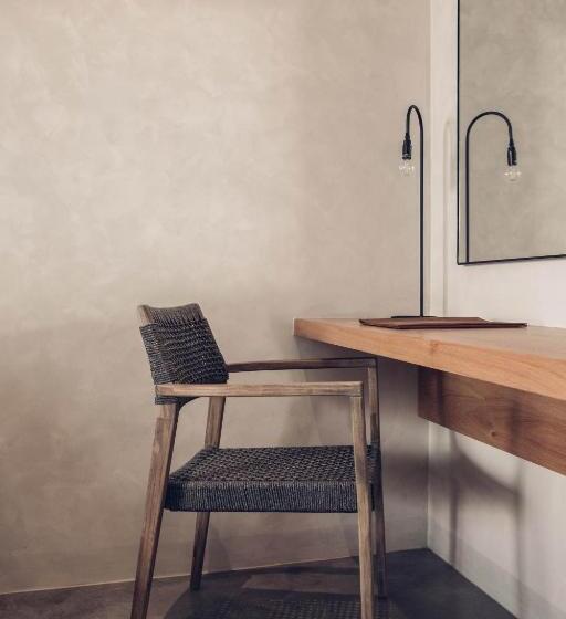 اتاق استاندارد, Monastery Estate Retreat