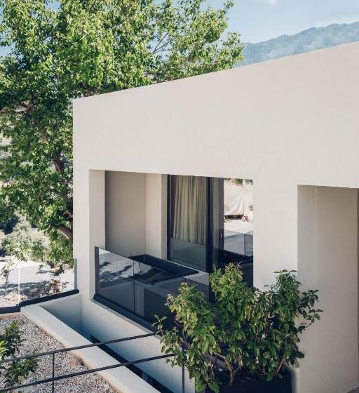 اتاق استاندارد, Monastery Estate Retreat