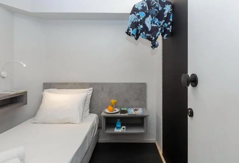 Talo 4 Makuuhuonetta, Annunziata Urban Den By Loc Hospitality