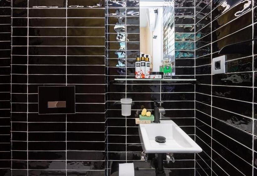 基本间, Annunziata Urban Den By Loc Hospitality