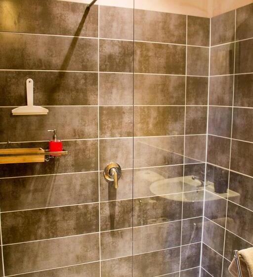 豪华房间, Le Charhido